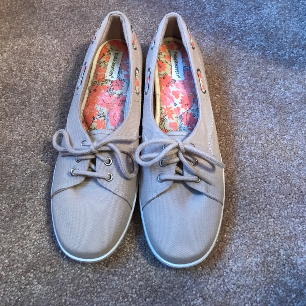 Grasshopper Sneakers, Tan with pink floral details