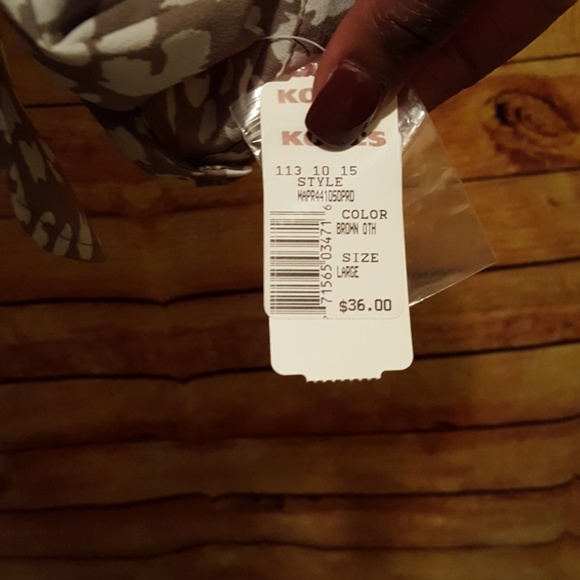 APT 9  V-neck blouse - Picture 3 of 4