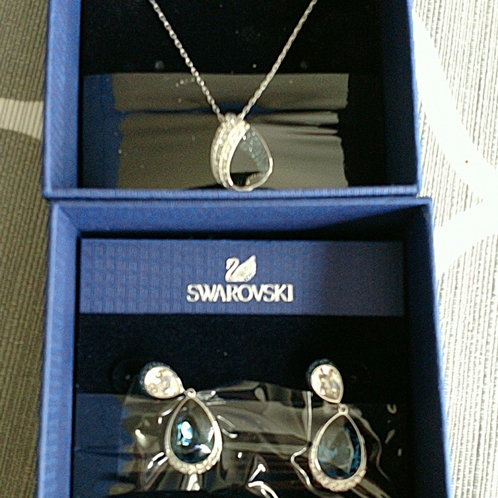 Swarovski necklace and earrings set.