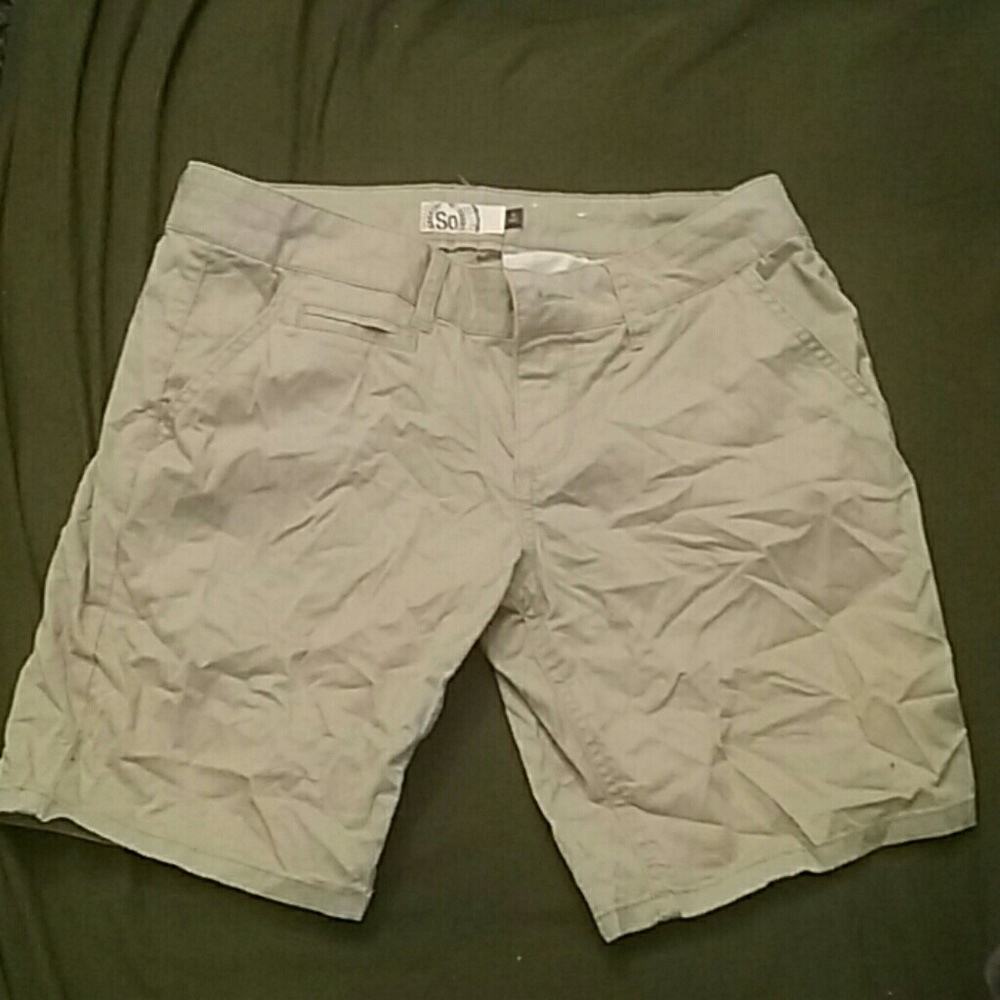 Khaki shorts