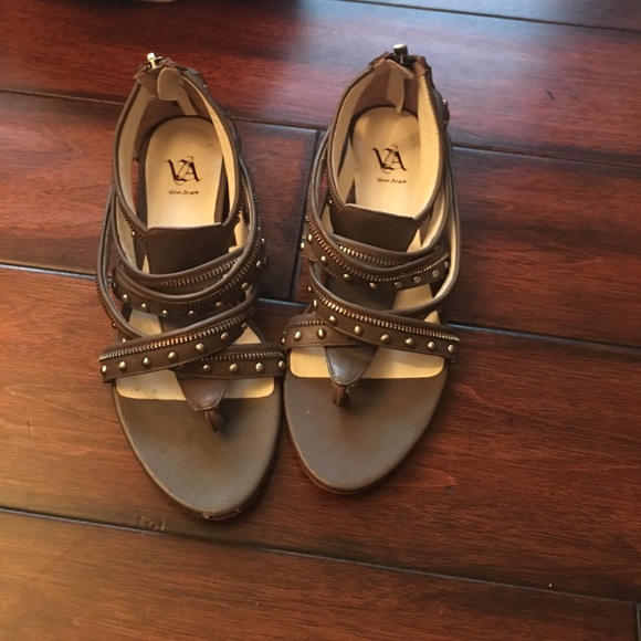 Grey flats with zippers sz 36 - Picture 2 of 7