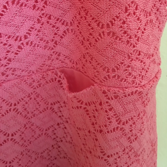 Peachy mid length dress! - Picture 3 of 5