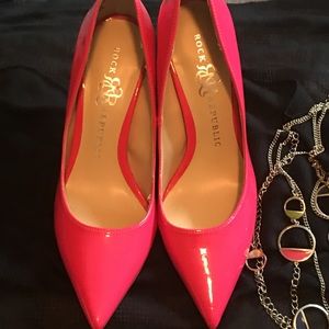 Rock and Republic Fuschia Pink Pumps