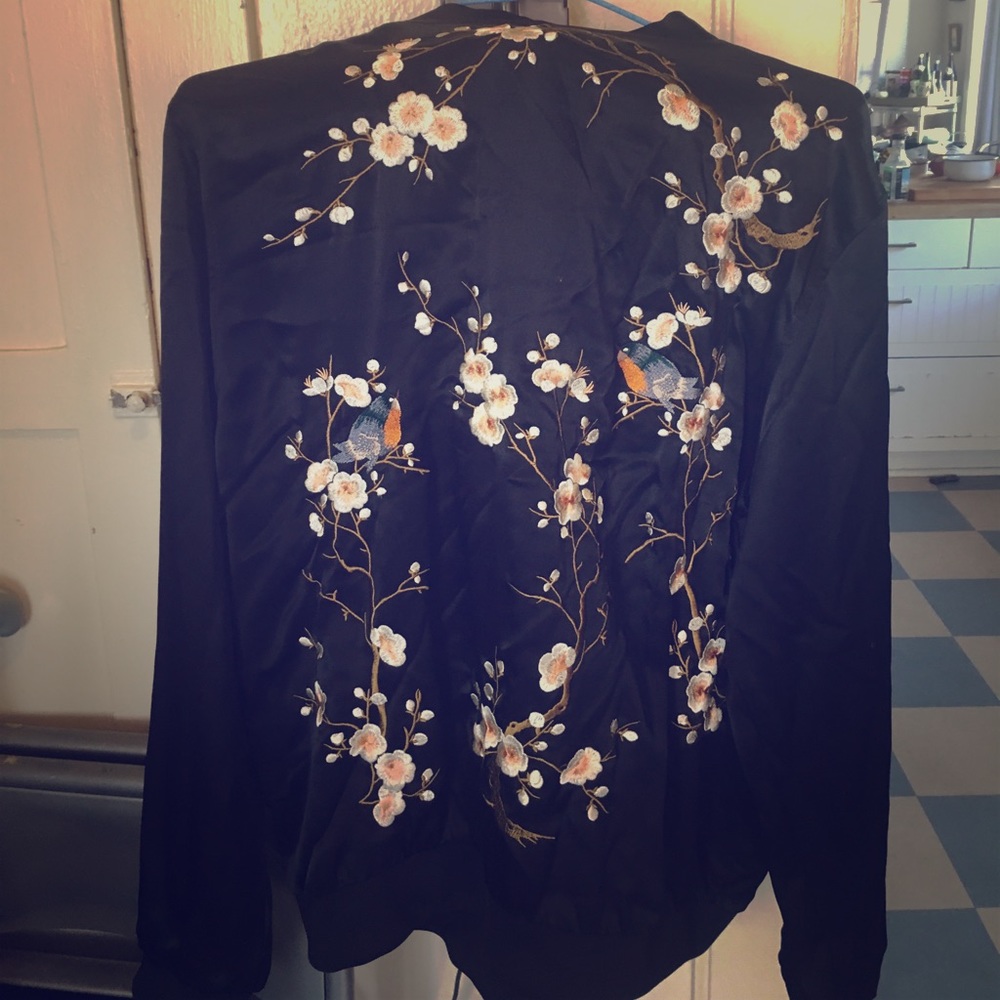 Lovely Zara satin bomber jacket embroidered birds