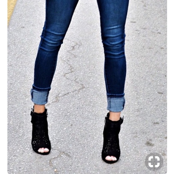 Jessica Simpson Shoes - Jessica Simpson open toe booties