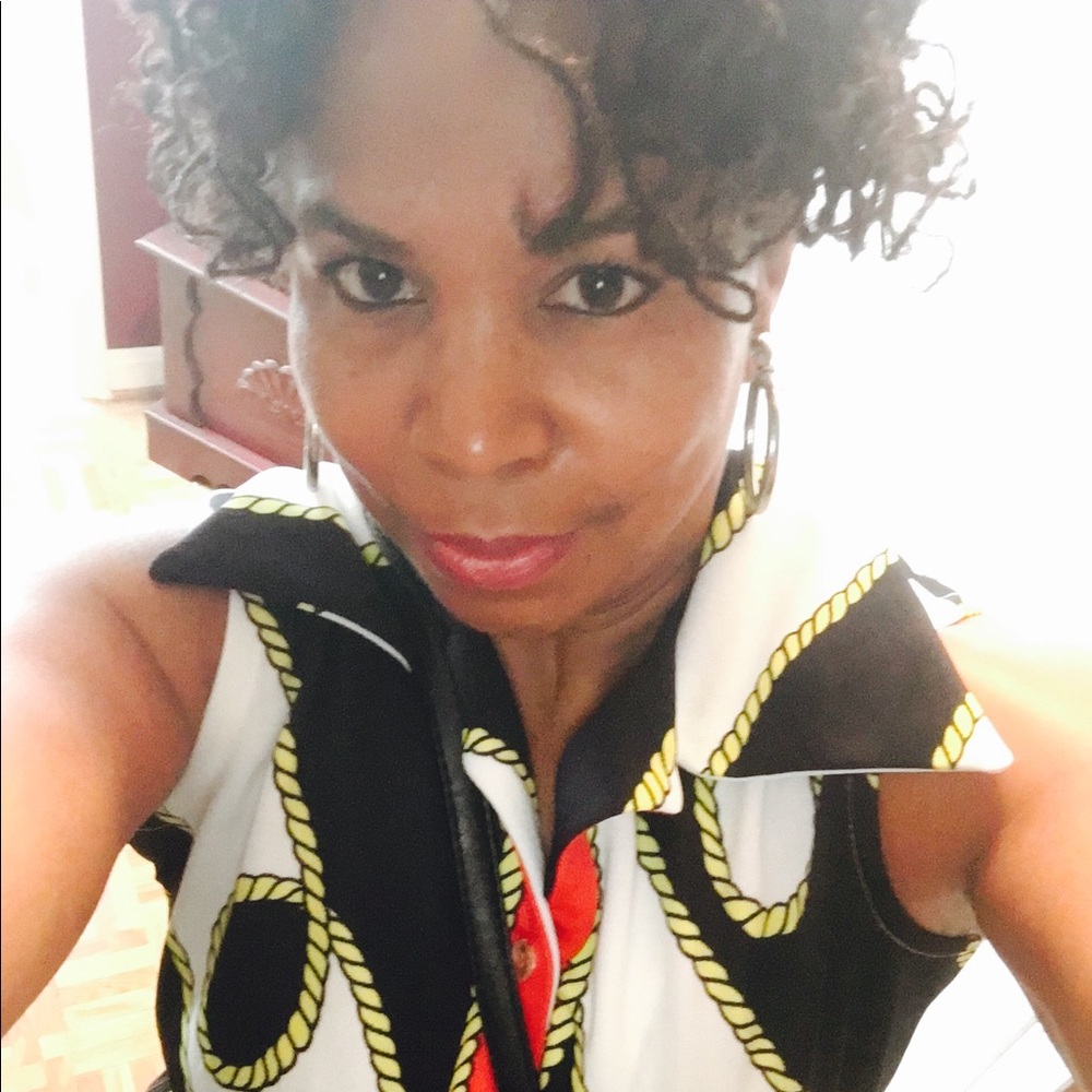 Meet your Posher, Sabrina