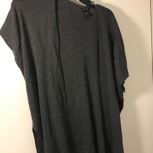Ann Taylor Short Sleeve Gray Cardigan Small
