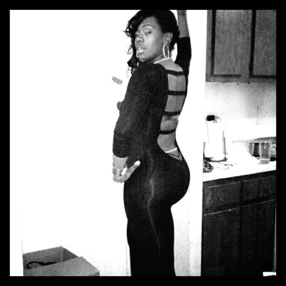 Meet your Posher, Nikita chantè