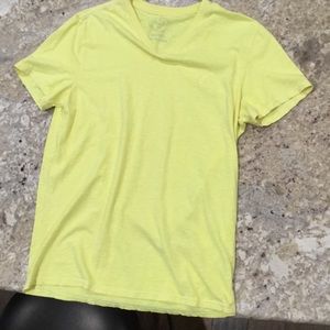 American Eagle V neck