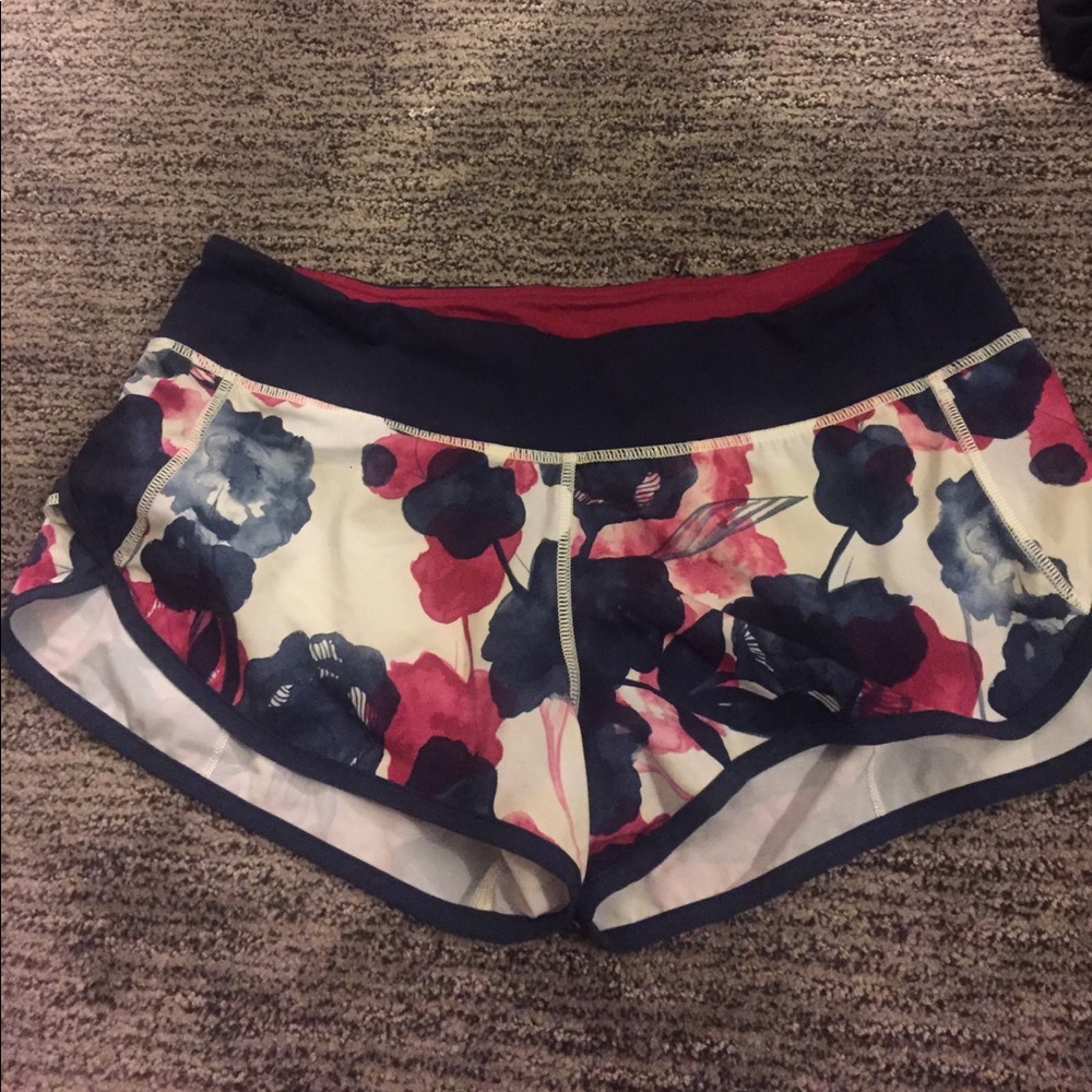 Lulu lemon shorts