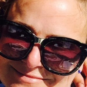 Meet your Posher, Tracy