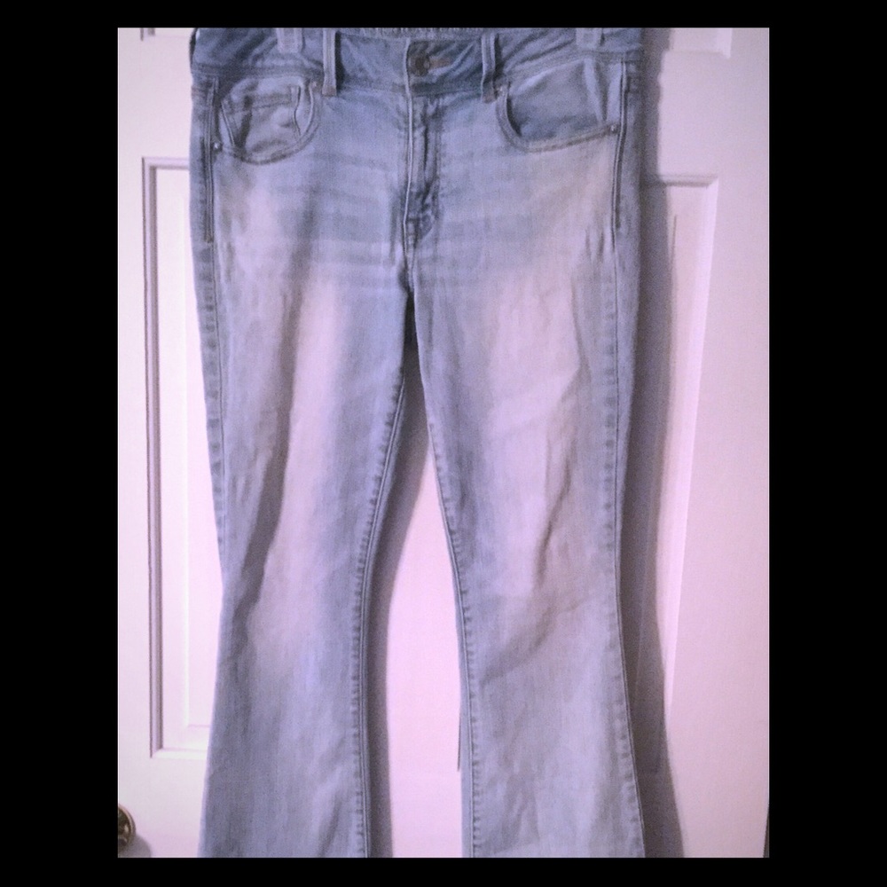 AMERICAN EAGLE JEANS SIZE 10 very stretchy