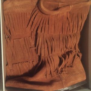 Minnetonka 3 Layer Fringe Boot