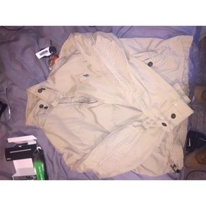 Selling a polo denim jacket for the low