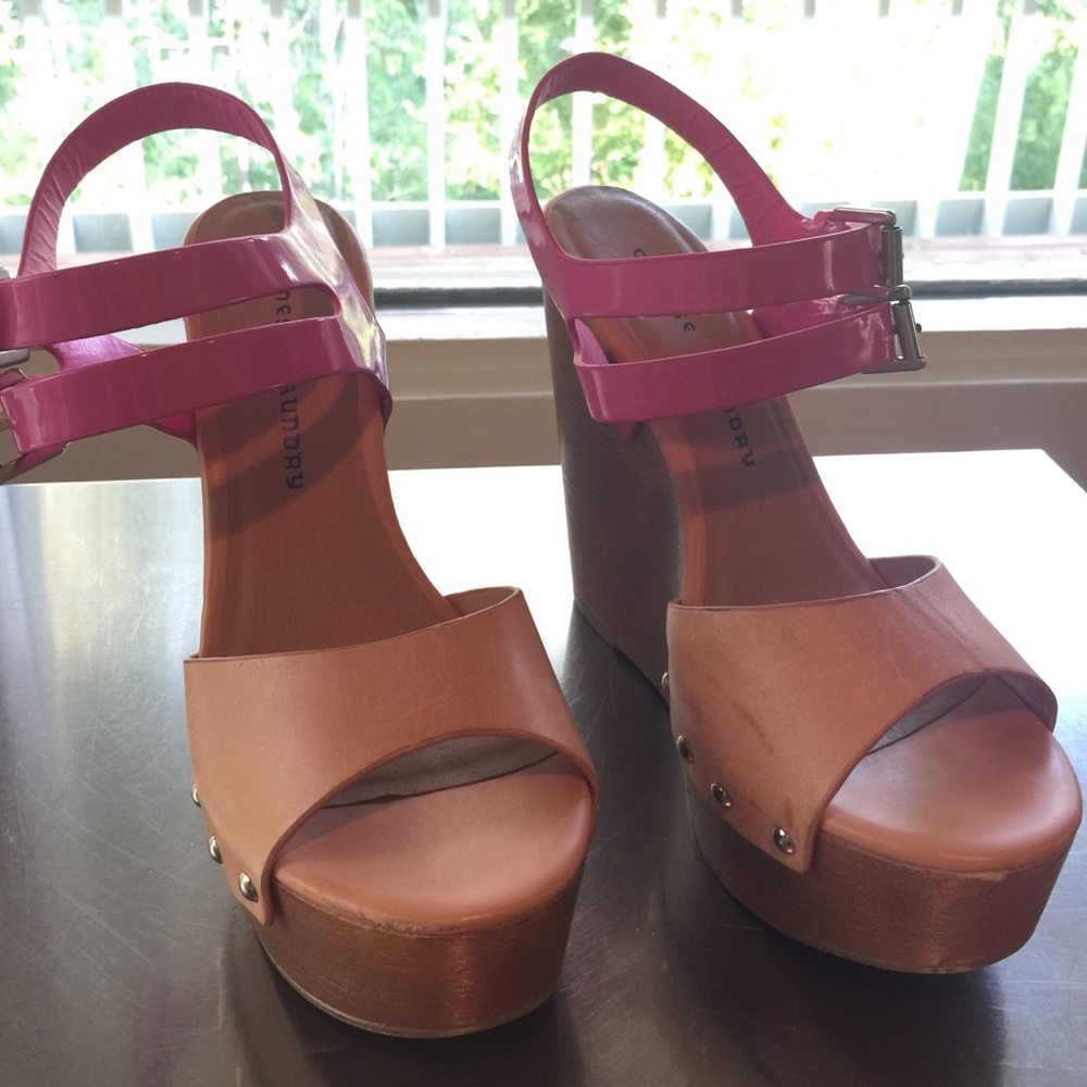 Chinese Laundry Wedges/ NEVER WORN
