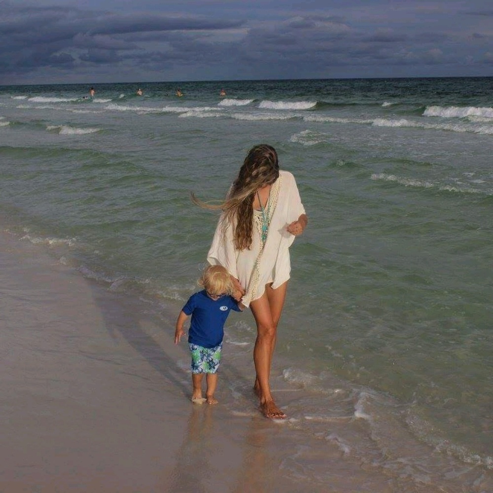 Meet your Posher, Alicia