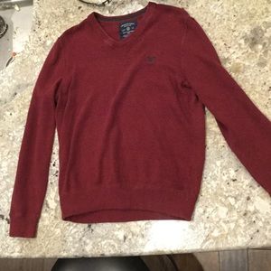 American Eagle V neck sweater