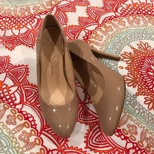 Nude Jessica Simpson Pumps