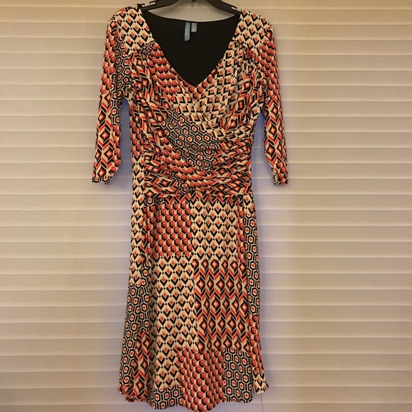(SOLD)REDUCED!!  Slimming dress - Picture 1 of 7