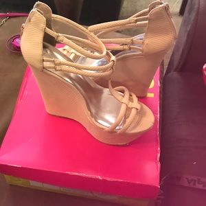 Cute Nude Wedges