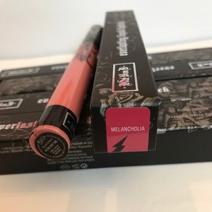 Kat Von d liquid Matte lipstick 💄 Melancholia