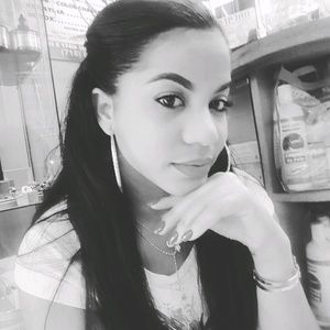 Meet your Posher, Karinahil06