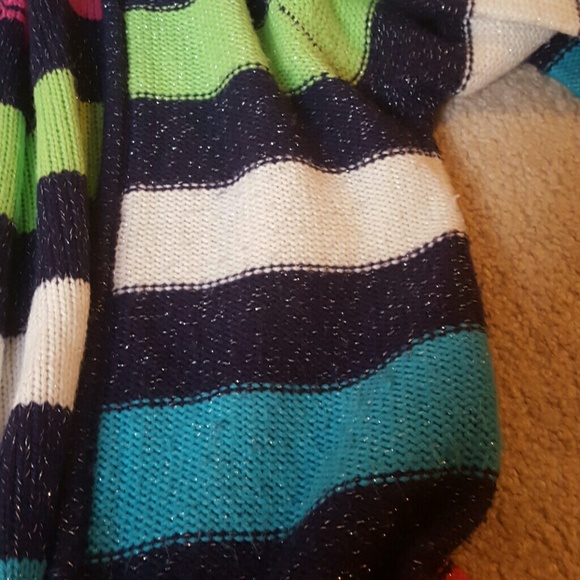 Hooded Zip Up Sweater - Picture 3 of 3