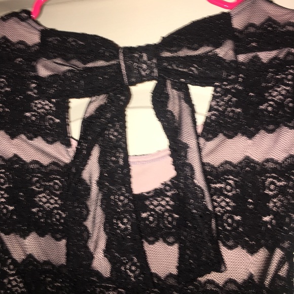 lace dress - Picture 4 of 6