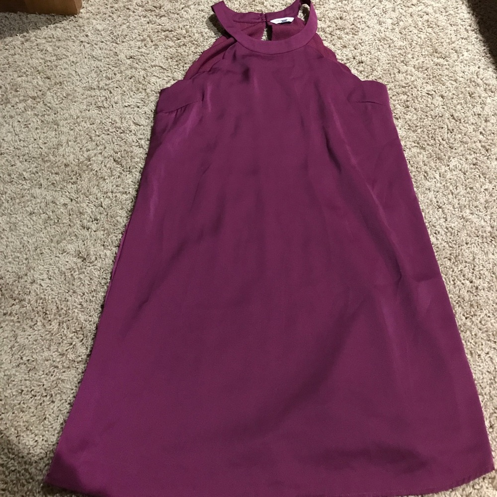 Women's scalloped dress