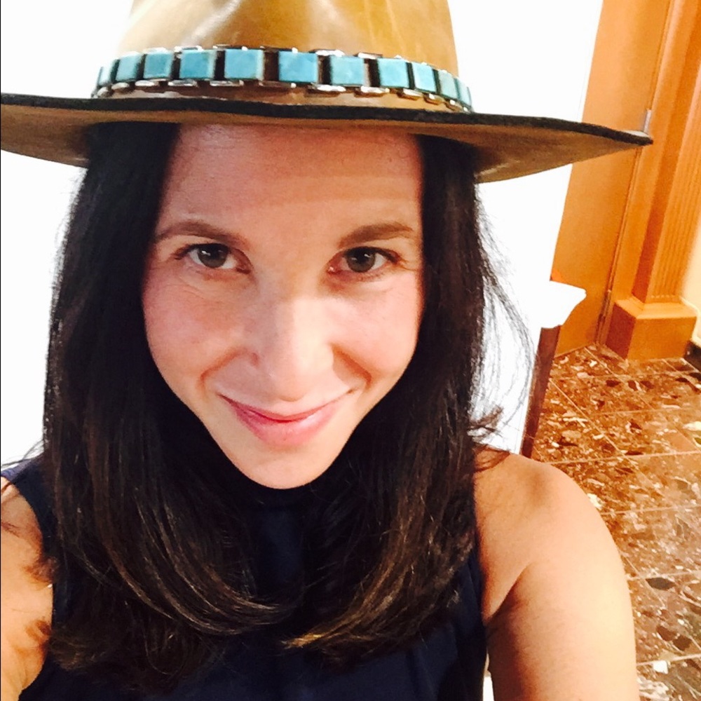 Meet your Posher, Cyd