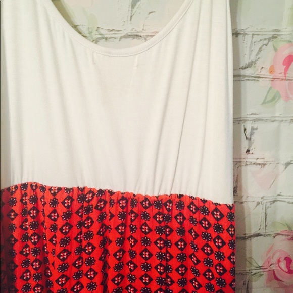 Plus size Maxi Dress - Picture 3 of 4