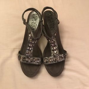 New York Transit Wedge Sandals