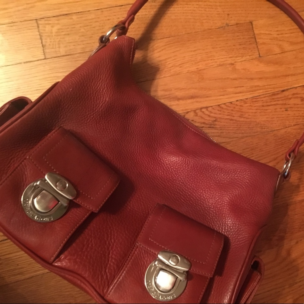 MARC JACOBS Signature SLVR PushLok LOGO Bag/Rust