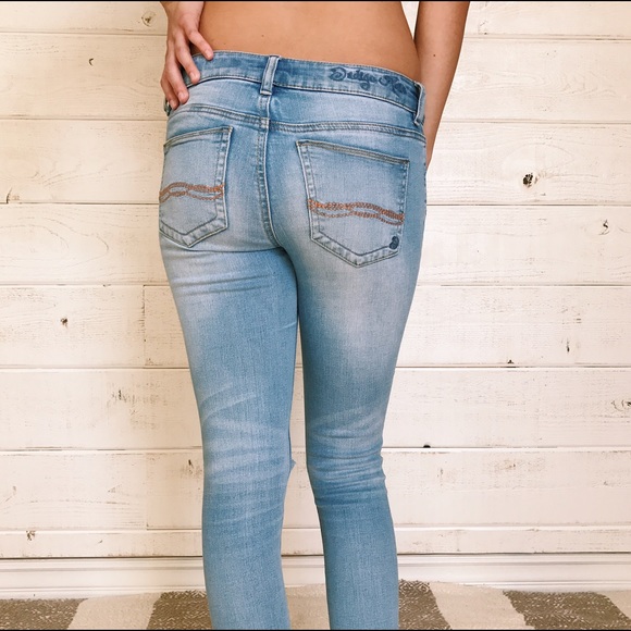 Size 3 Capris - Picture 2 of 3