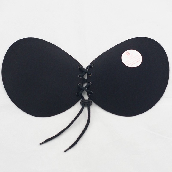 NEW! Silicone Strapless Bra - Picture 4 of 8