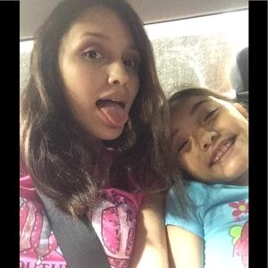 Meet your Posher, Leslie