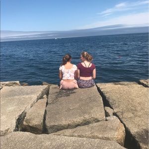 Meet your Posher, Caitlin