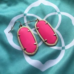 Kendra Scott Elle- hot pink