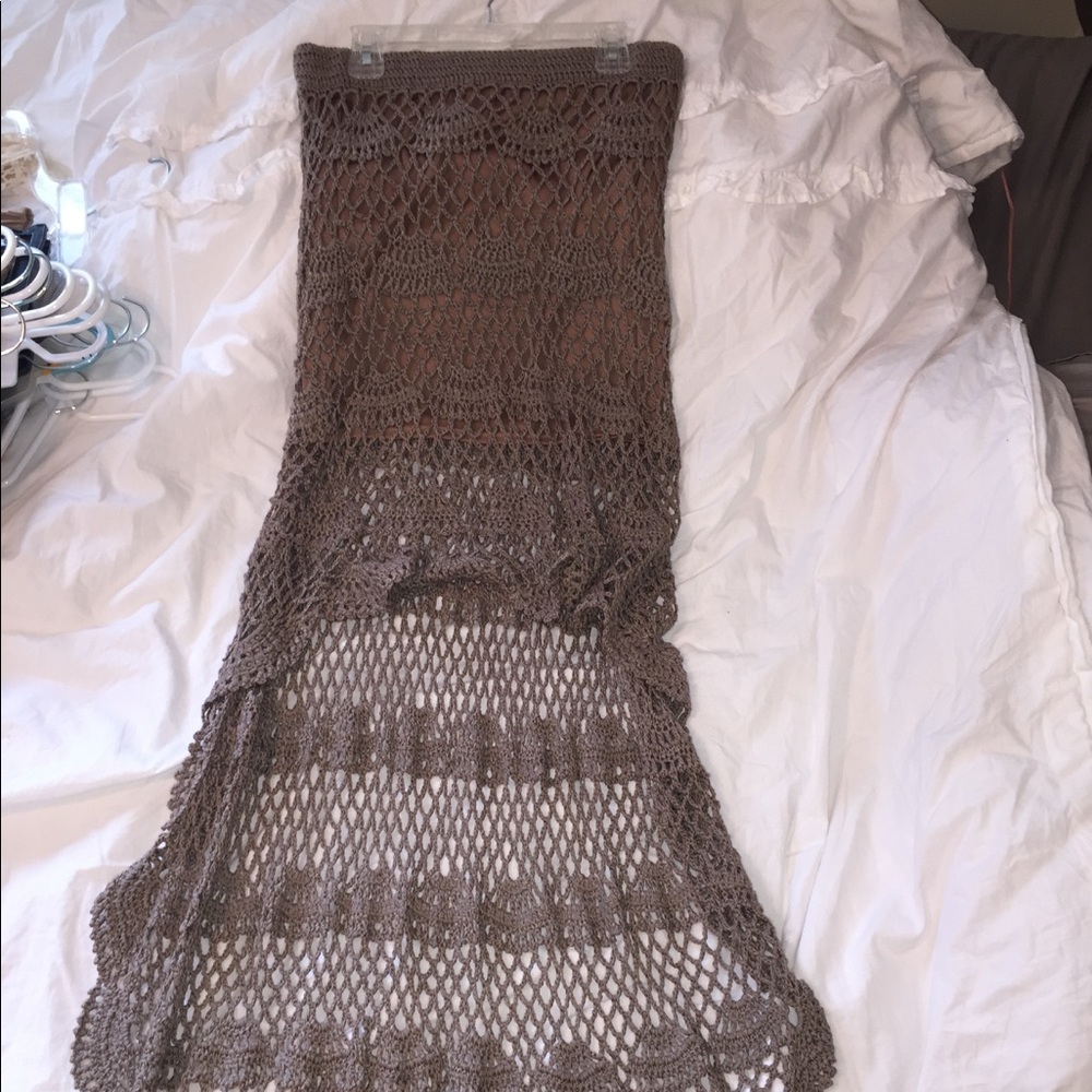Knit high-low skirt