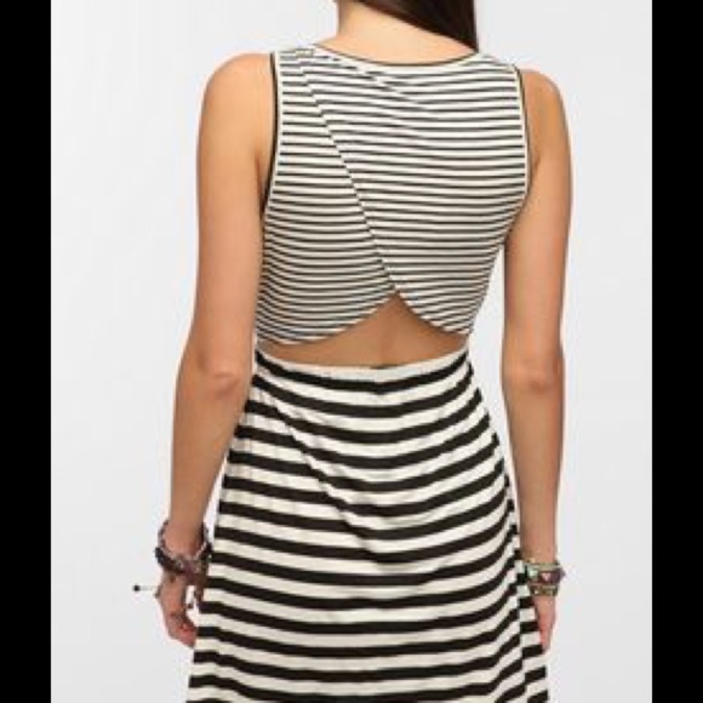 Sparkle and Fade Tulip Back Dress SZ S