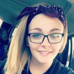 Meet your Posher, Bobbi