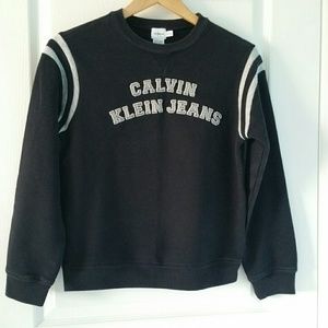 ❌ Calvin Klein Sweatshirt
