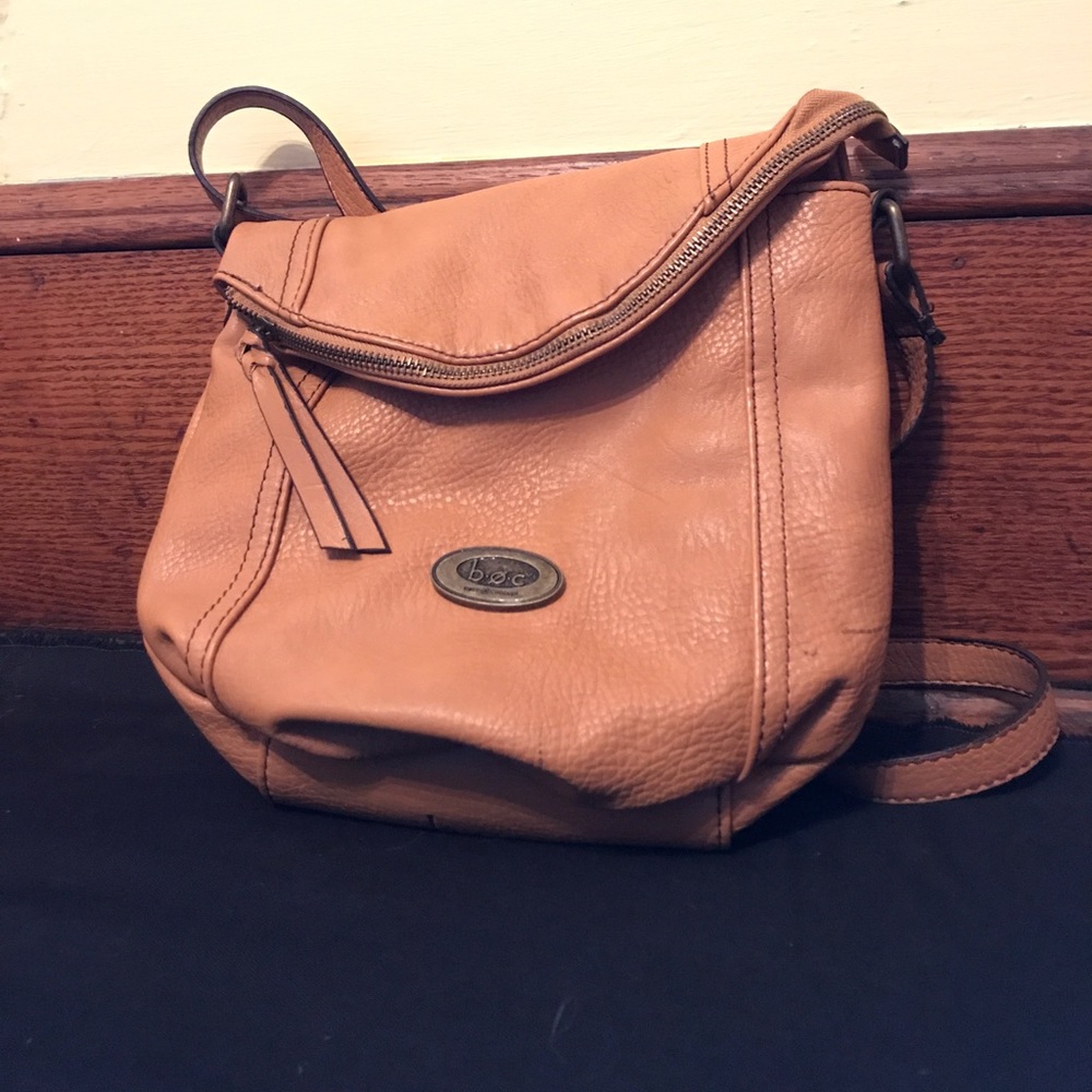 B.O.C. Harvest Gold cross body purse