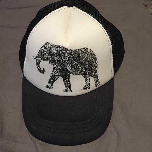 Accessories - Hat from tillys