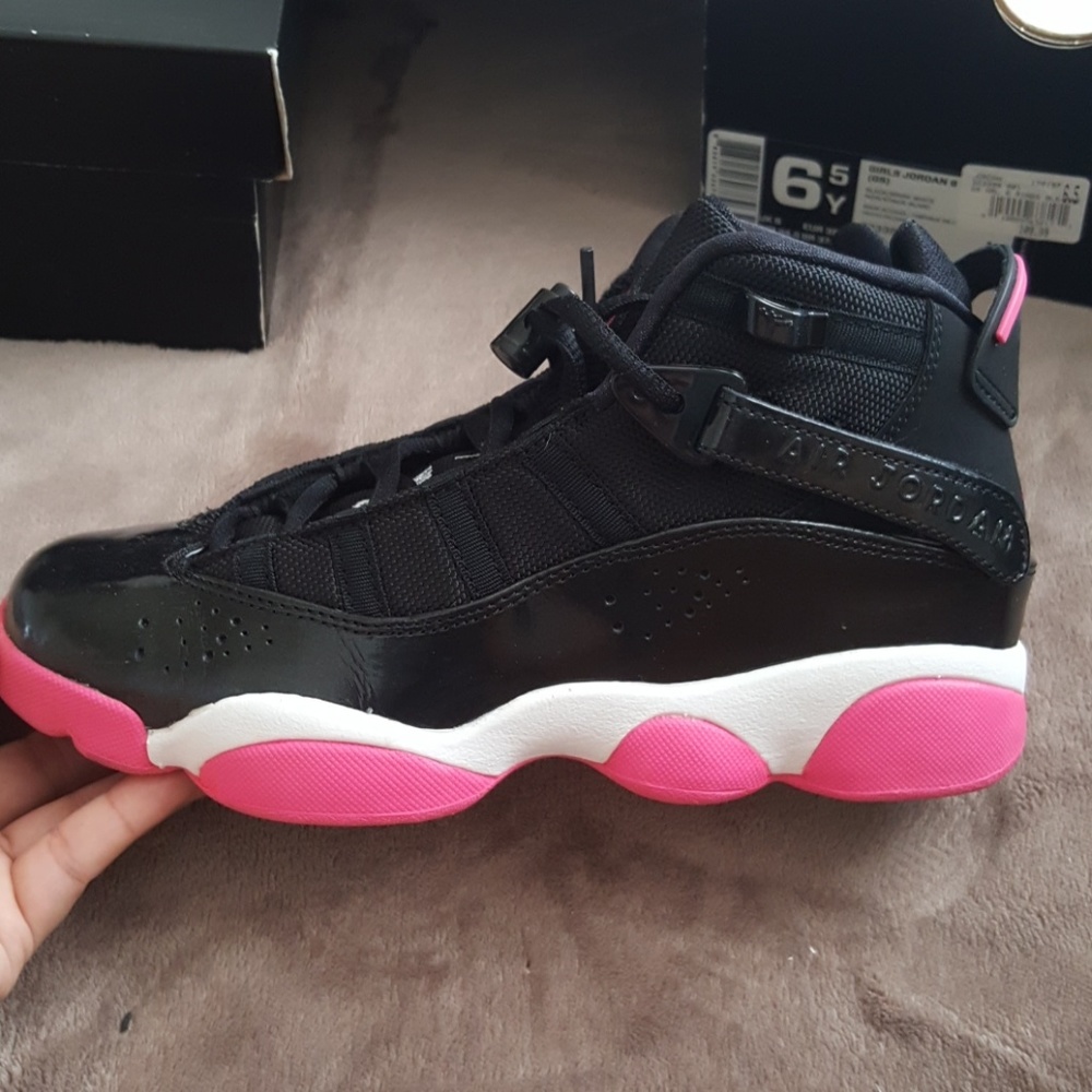 Girls jordans