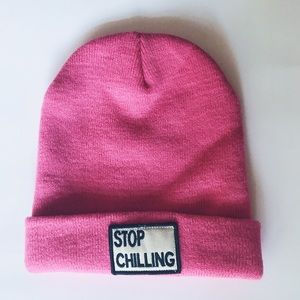Zara Beanie "Stop Chilling"