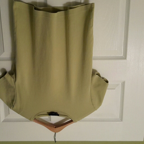 Ann Taylor apple green top - Picture 1 of 2