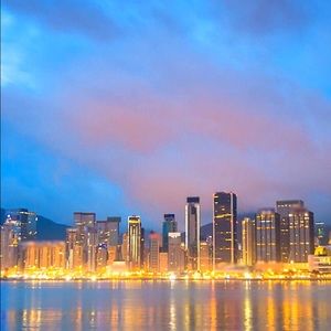 Meet your Posher, Hunter