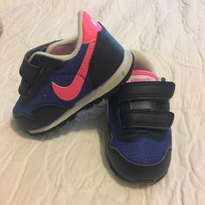 Baby Nike Shoes. Excellent condition.