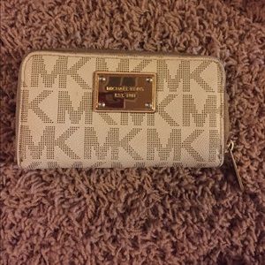 Cream, tan and gold Michael Kors wallet